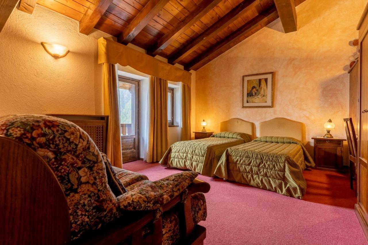 Hotel Des Alpes Сен-Реми-ан-Босс Экстерьер фото